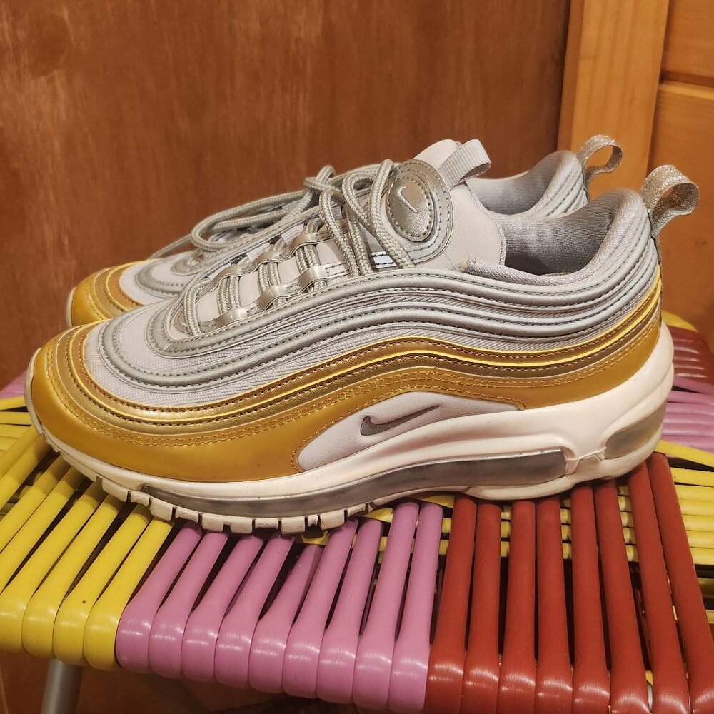 Nike Womens Air Max 97 SE Vast Grey/Metallic Silver